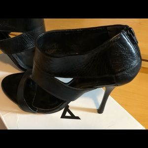 Black Aldo Heels